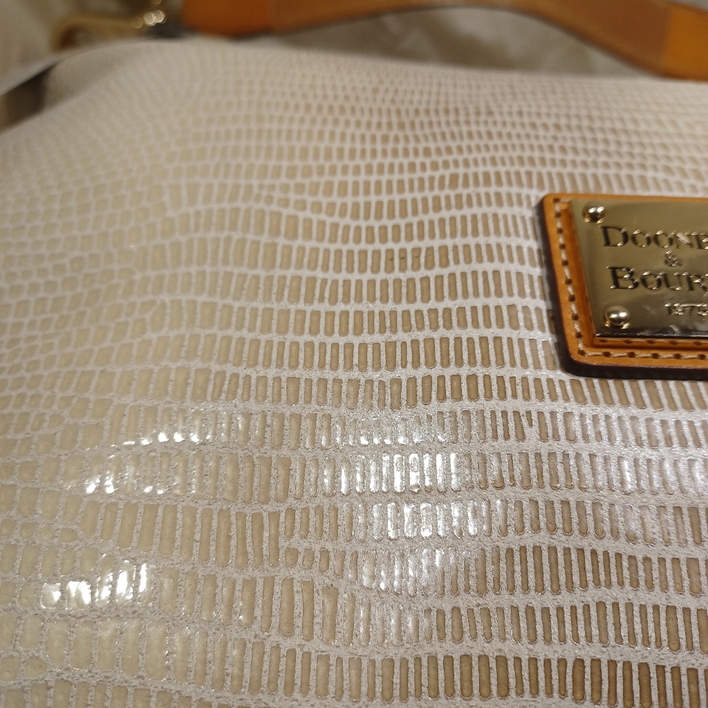 Dooney and bourke shoulder bag - Picture 6 of 12